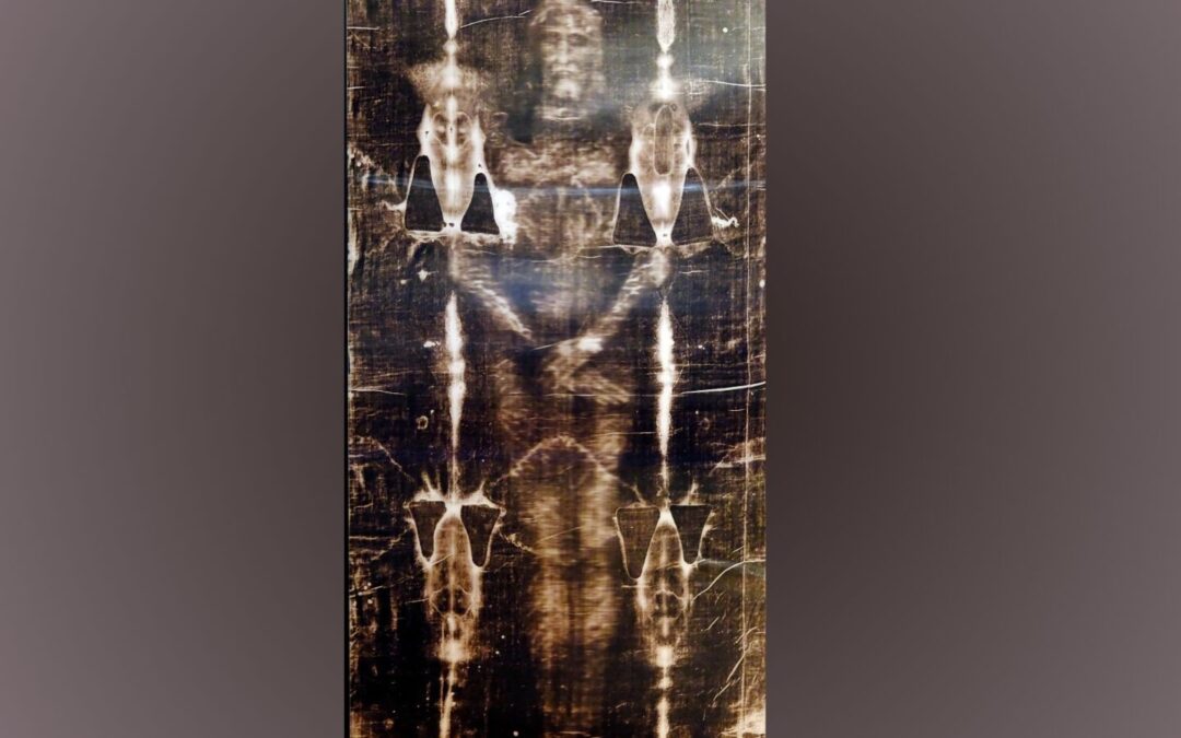 The Turin Shroud and Paschal Events