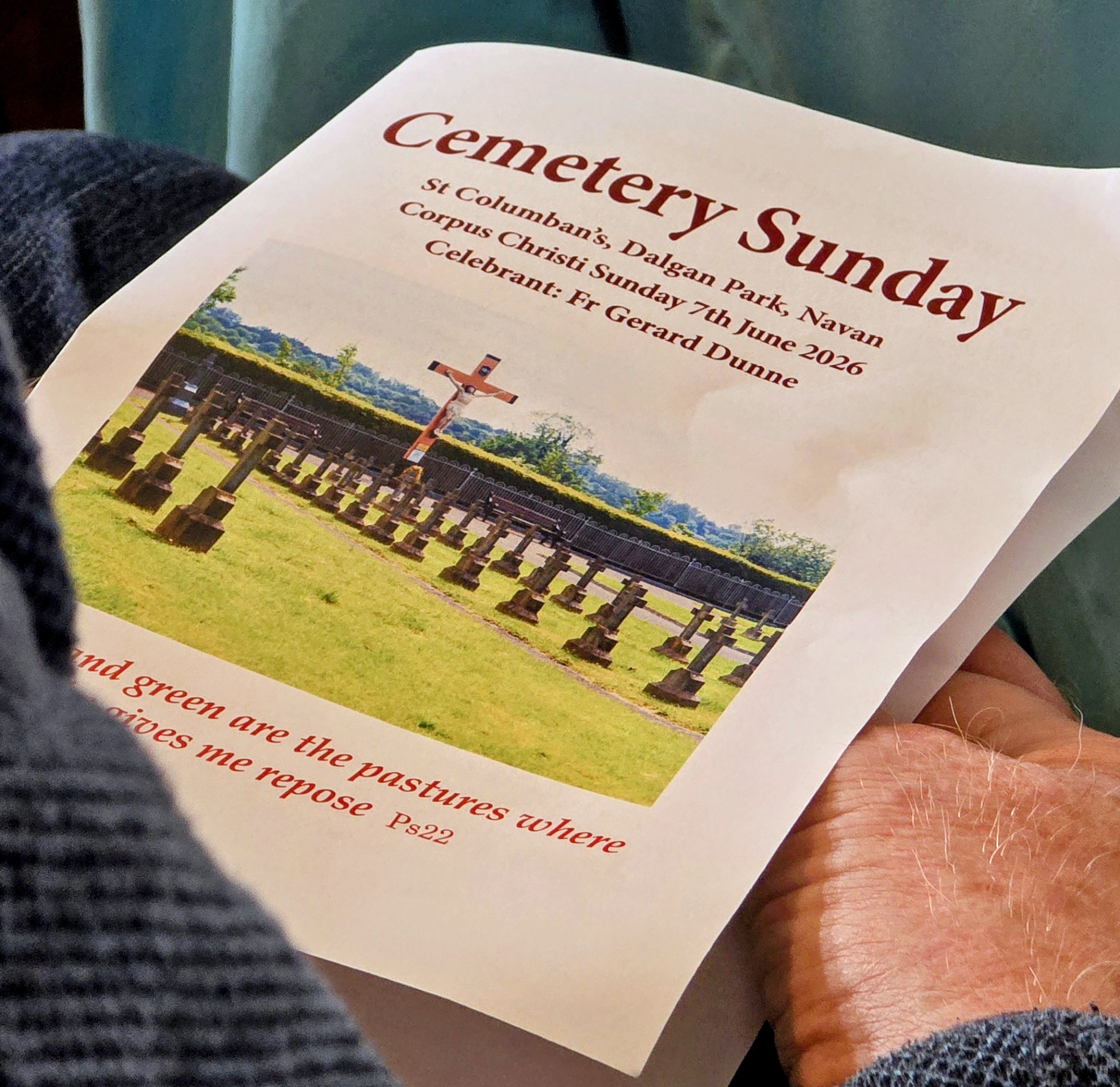 Columban Families Gather for Cemetery Sunday